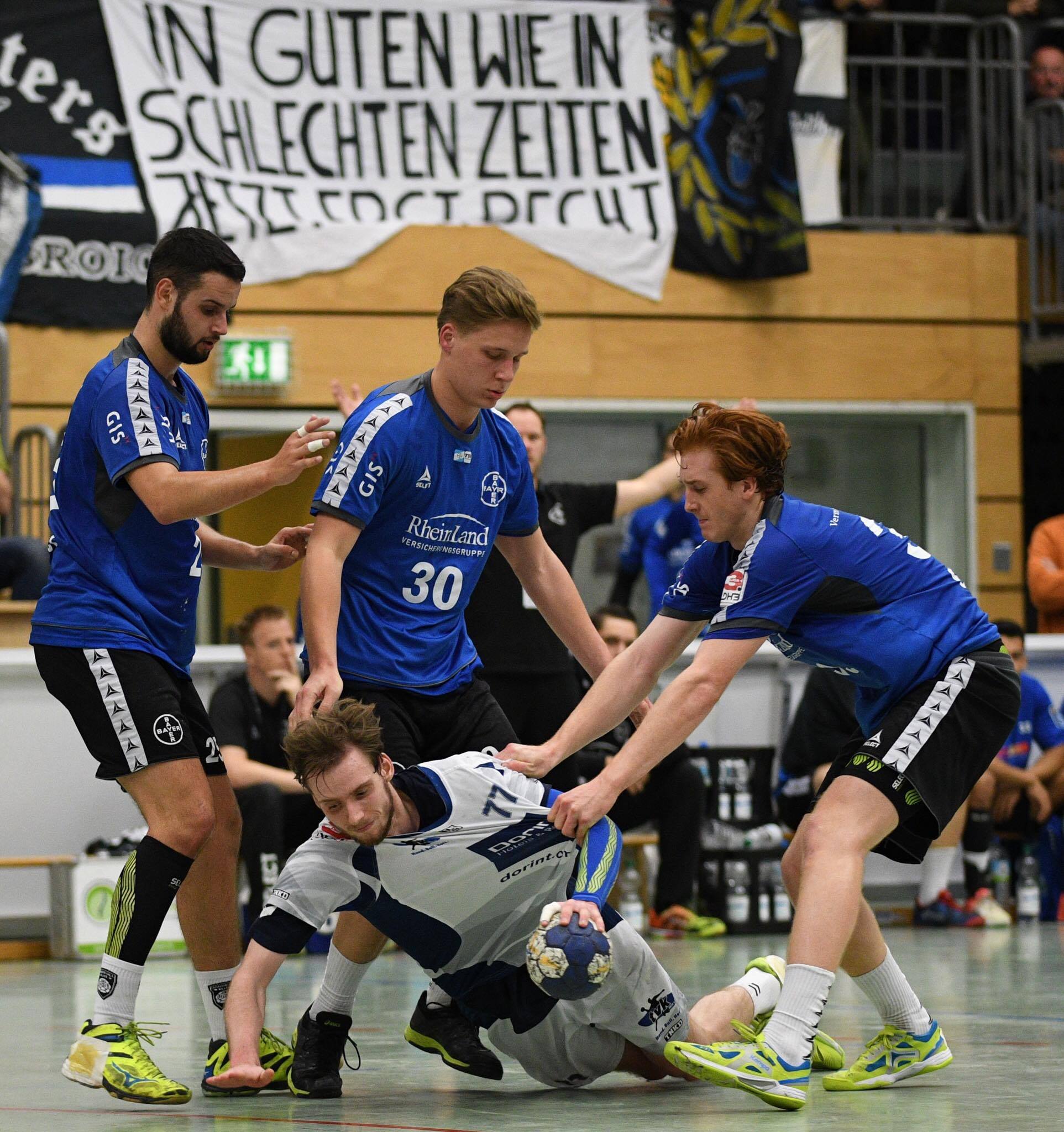 Hampel gegen Dormagen am Boden